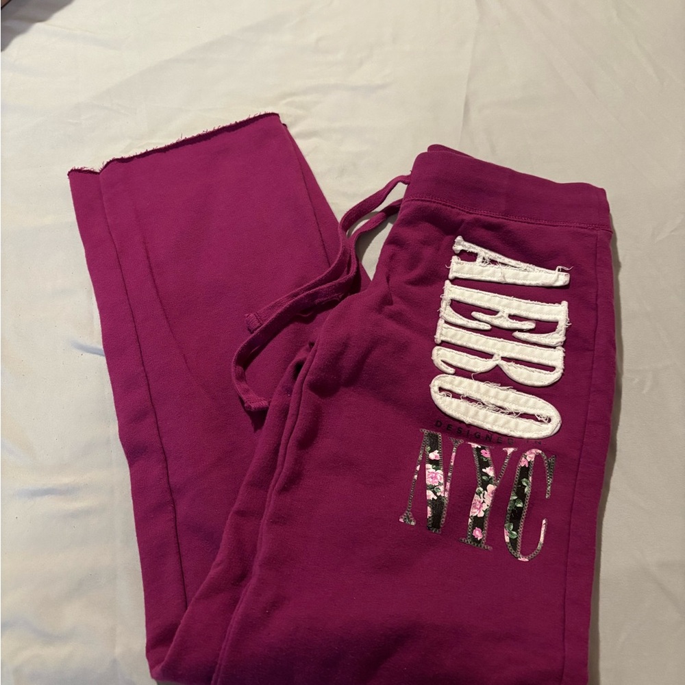 Aeropostale fuchsia color only worn twice very warm and comfortable
